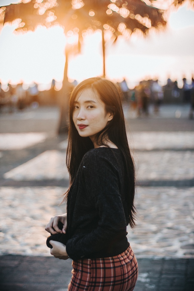 霓虹深渊